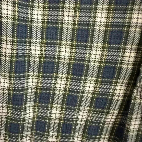 GAP button-down plaid shirt - Picture 5 of 5